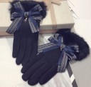 Winter Women's Gloves with Bow 1