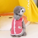 Winterkleding voor kleine honden 2–2,5 kg maat M 35 cm borst 25 cm rug Warme kleurrijke vest met witte randen Comfortabele winterkleding 2