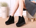 Women's Winter Ankle Boots on Platform - Black 3