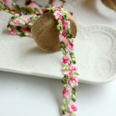 Wstążka z koronką kwiatową 2 cm x 90 cm Elegancka dekoracyjna wstążka Vintage koronka do dekoracji ślubnych Dekoracyjna wstążka na prezenty i rękodzieło Ręcznie robiona 5