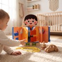 Ξύλινη Montessori επιφάνεια ντυσίματος Αγόρι 30 x 20 εκ. Με κουμπιά, φερμουάρ, αγκράφα, βέλκρο και κορδόνι Εκπαιδευτικό παιχνίδι για βρέφη 2