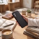 Zadný kryt s jemným bodkovým vzorom na Samsung Galaxy A17 4G Odolný Ochranný rámček fotoaparátu Štruktúrované chrbát Kryté boky a tlačidlá 7
