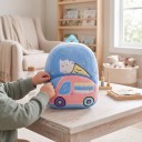 Zainetto per bambini azzurro chiaro 26 x 24 x 10 cm con un'auto gelataia rosa e un cono gelato con due tasche con zip e spallacci rosa 4