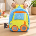 Zaino per bambini 26 x 24 x 10 cm con motivo di un bulldozer giallo e ruote arancioni su uno sfondo azzurro chiaro con tasca principale e tasca frontale con zip 2