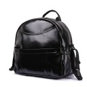 Zaino per mamme per articoli per bambini in PU pelle lucida nera Ampio scomparto principale e tasche Spalline e manico Misure 36 x 12 x 32 cm 1