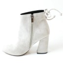 Zamszowe buty damskie na obcasie J3229 27