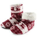 Zapatillas altas y cálidas de mujer con pelo blanco. Zapatillas de casa con motivo navideño de renos y copos de nieve. Zapatos suaves 4