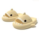 Zapatillas antideslizantes con forma de tiburón para niños y adultos Boca abierta con dientes Aletas salientes Zapatillas de casa unisex Regalo original 5
