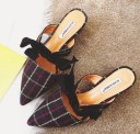 Zapatillas de cuadros para mujer 8