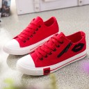 Zapatillas de mujer con estampado de labios J2422 9