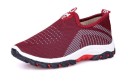 Zapatillas sin cordones para mujer 10