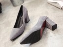 Zapatos de salón de ante para mujer J2400 9