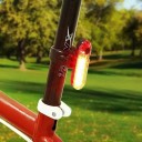 Zestaw 2 tylnych czerwonych świateł rowerowych, ładowanych przez USB, wodoodpornych IPX4, 4 tryby oświetlenia, światło LED bezpieczeństwa na sztycę siodełka 2