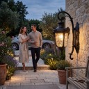 Zewnętrzna lampa ścienna latarnia w stylu retro Gniazdo E27 Klasa ochrony IP65 43 x 23 x 16 cm Aluminium Czarny kolor Na fasadę przy wejściu 4