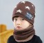 Zimowy dziecięcy zestaw czapek z daszkiem i apaszek D12 8