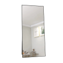 Zrcadlo na zeď i k opření 180 x 80 cm Tvrzené sklo v hliníkovém rámu Nezkreslený odraz celé postavy Do šatny předsíně i salonu 2
