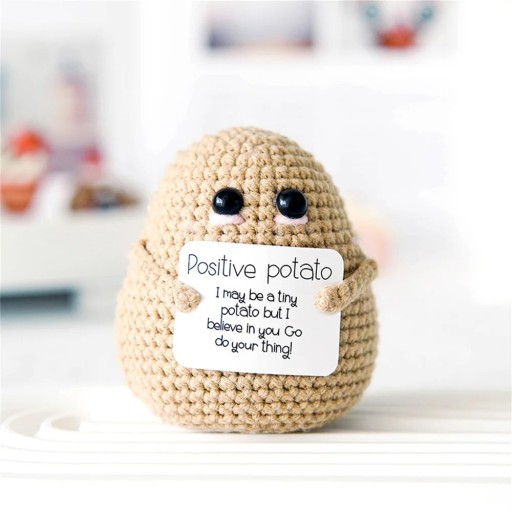 Virkad potatis 8 x 7 cm Handgjord dekoration Amulett för positiv energi Antistressleksak Originalpresent Handgjord