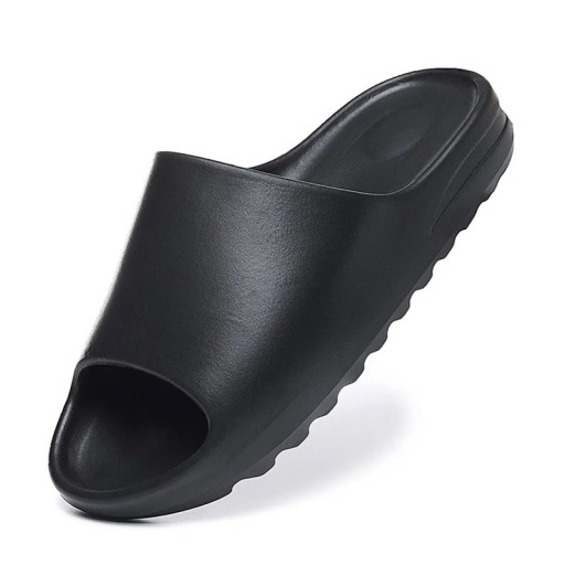 Svarta halkfria tofflor med mjuka sulor Lätta bekväma tofflor för hemmet Enkel minimalistisk design Moderna husskor