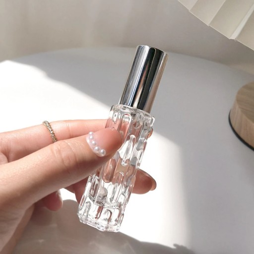 Parfymförstärkare i glas 10 ml Påfyllningsbar flaska med aluminiumpump Reseflaska för doft eller luftfräschare