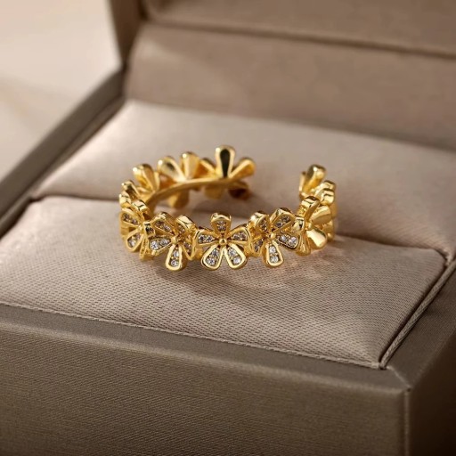 Damernas öppna justerbara ring Blommig design Dekorativa glittrande stenar Guld färg Rostfritt stål Elegant smycke