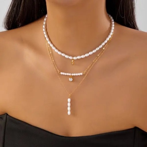 Vrtad kvinnlig vintage choker Guld färg Pärlhalsband Hängande kedja med pärlor Elegant smycke