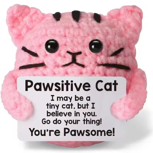 Virkat dekorativ katt med texten „Pawsitive Cat“ Söt textilfigur med ett motiverande budskap