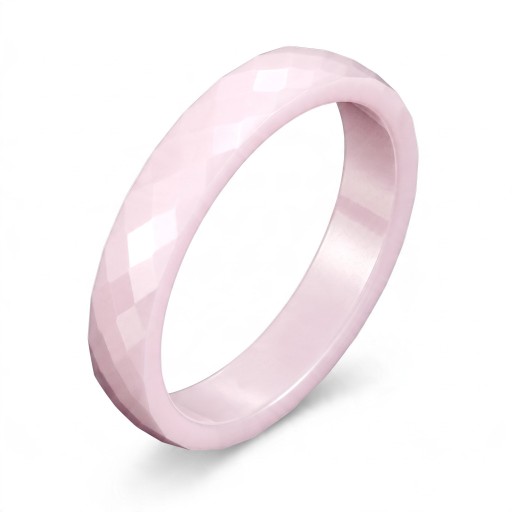 Anillo de cerámica con superficie facetada Ancho 4 mm Cerámica brillante Resistente a los arañazos Joyería minimalista para mujeres