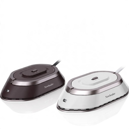 Mini håndjernstryger til tørre Multifunktionel Non-stick keramisk sål Sammenklappeligt håndtag Etui og sprayflaske