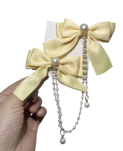 2 ks Sponky do vlasů s šifonovými mašlemi a perlami Elegantní perlový řetěz 30 cm Stylové vlasové doplňky Jemné mašle do vlasů