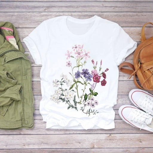 T-shirt dam med blomtryck B374