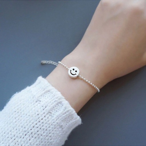 Smileybollarmband för kvinnor