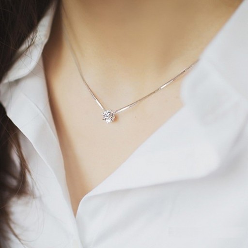 Damhalsband med kristall M82