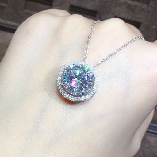 Damhalsband med runt hänge D522