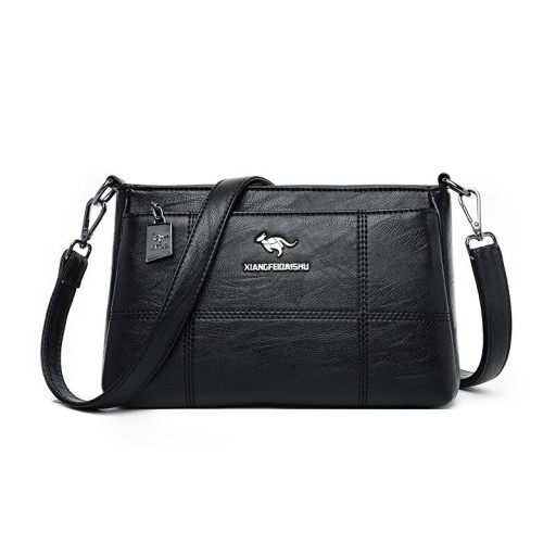 Dams crossbody-väska med rektangulär quiltning Dragkedjestängning Rem med karbinhakar Äkta läder och polyester 24 x 15 x 10 cm
