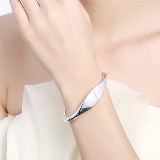 Öppna armband för kvinnor glänsande P118