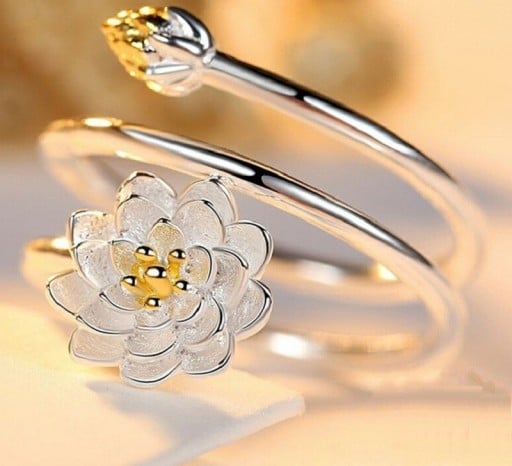 Damring med blomma D2688