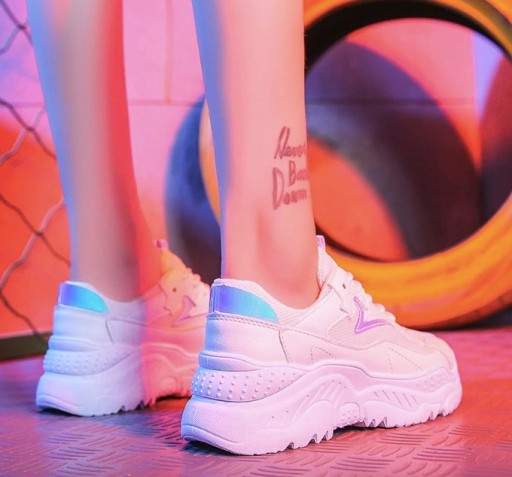 Moderna damsneakers Gloria