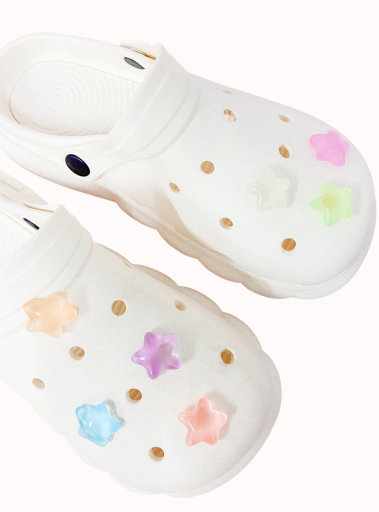 7 Stück Dekoration für Crocs leuchtende Sterne ABS Aufkleber für Clogs Zubehör für Lochschuhe glow in the dark farbige Motive