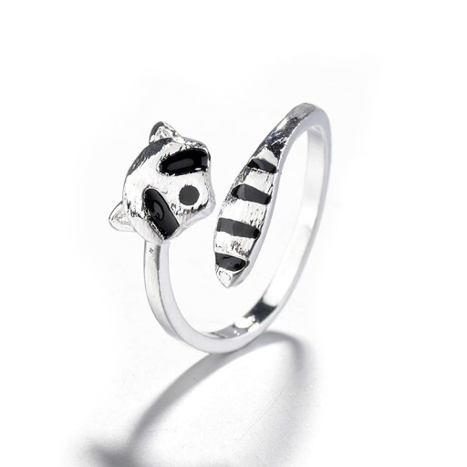 Raccoon ring