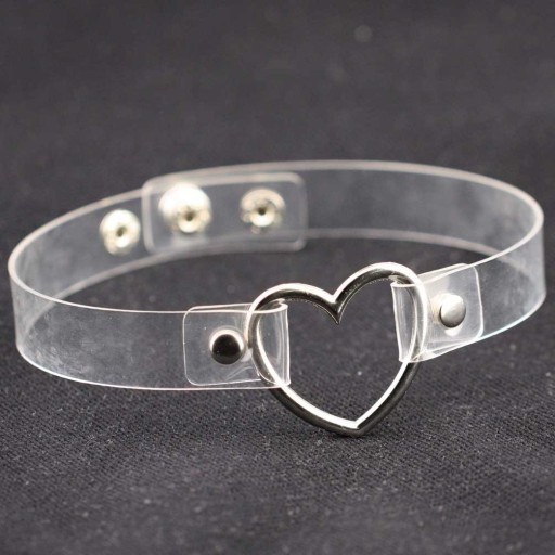 Transparent choker med hjärta