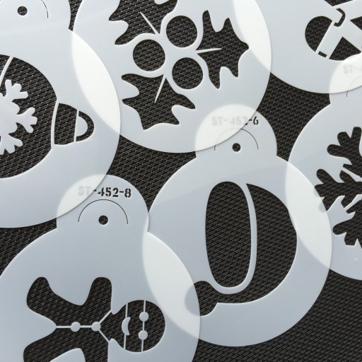 8 Pezzi di Stencil per Decorazioni con Motivi Natalizi