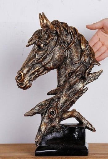 Häststaty 42 cm