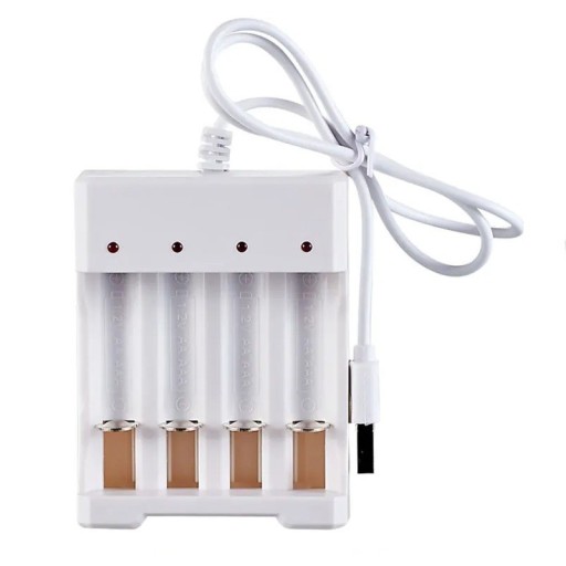 AA AAA Batterioplader 4 Slots USB AC 110V 220V til Ni-MH Ni-CD 1.2V Cells Genopladelig Opladningsadapter Bærbar Hjemmebatterioplader