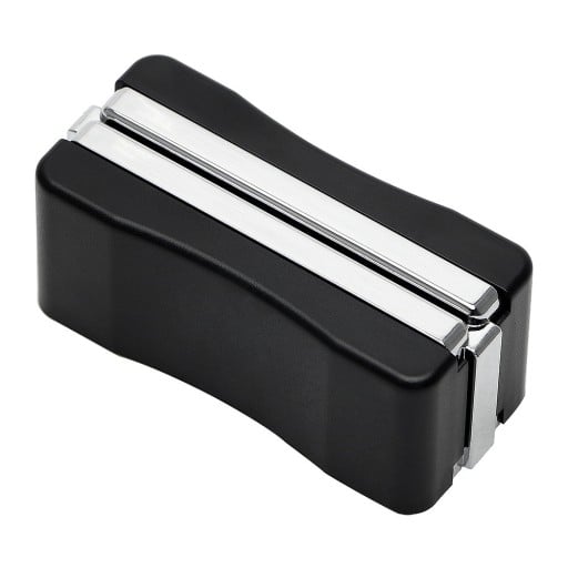 Ablaktörlő gumik tisztítója és renoválója Kompakt méret, kézbe illik Barázda csiszoló felülettel Műanyag ABS és fém 7 x 3 x 3 cm