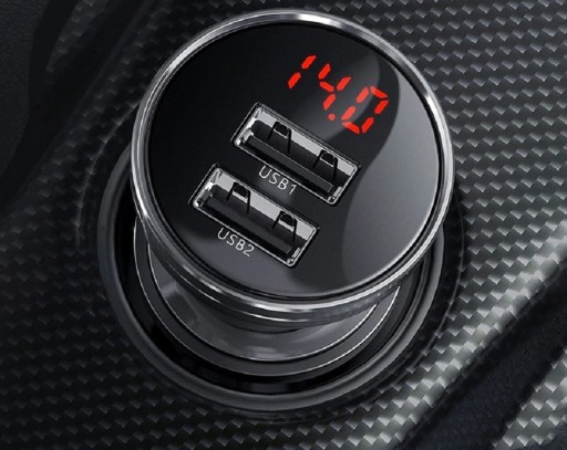 Adaptador de carregamento para carro Dual USB com ecrã