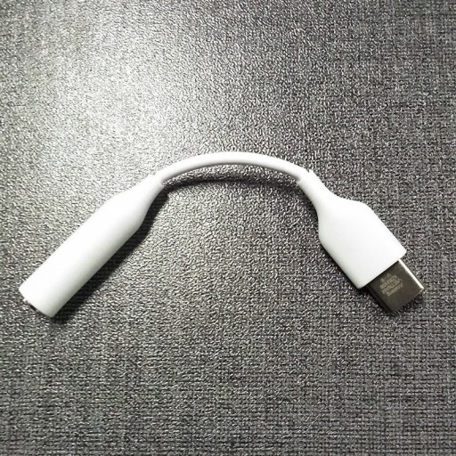Adaptador USB-C a conector de 3,5 mm K7