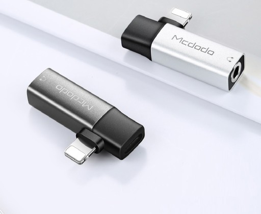 Adapter für Apple iPhone Lightning auf 3,5-mm-Klinke / Lightning K75