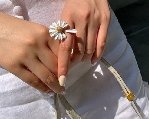 Anello da donna con fiore D2451