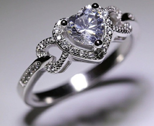 Anillo de mujer con corazón D1855