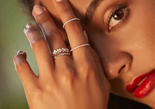 Anillo floral para mujer